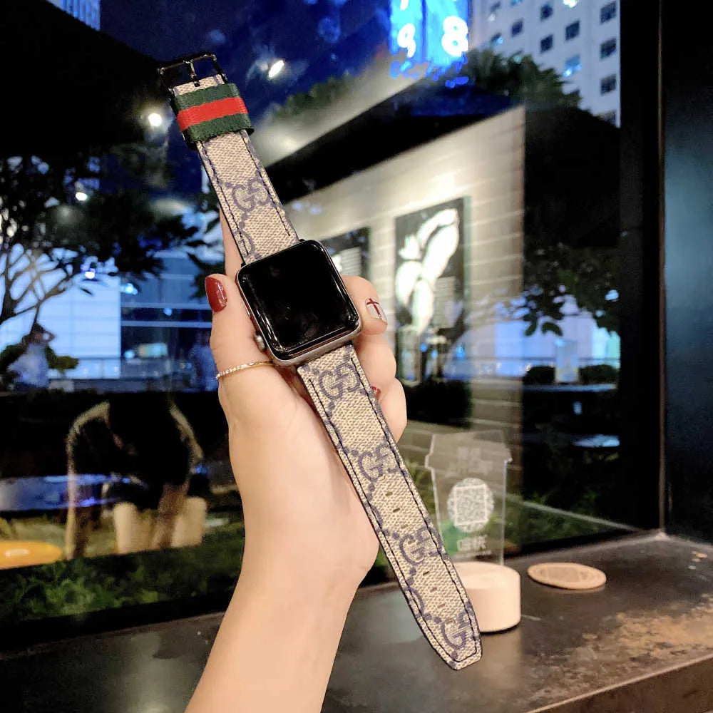 Custom Apple Watch Band – MagSafe Premium Phone Case