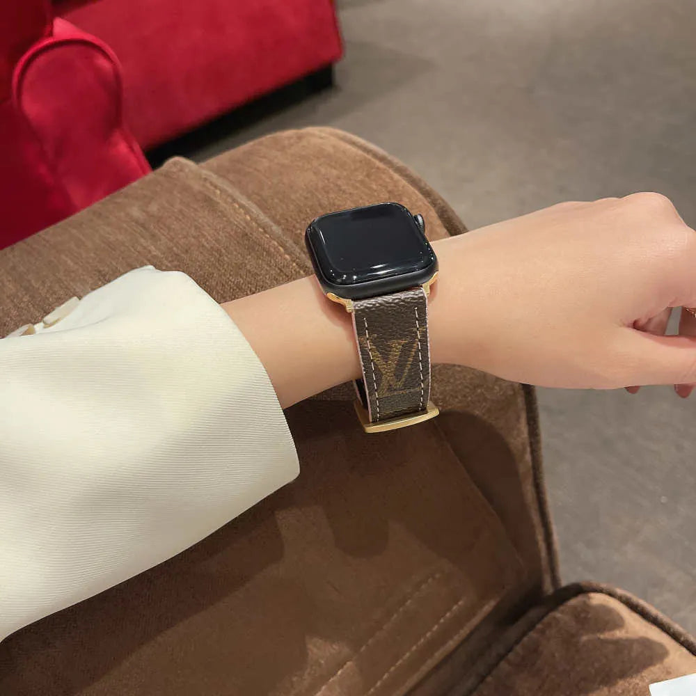 Luxury Apple Watch Bands – Slim Clear Phone Case