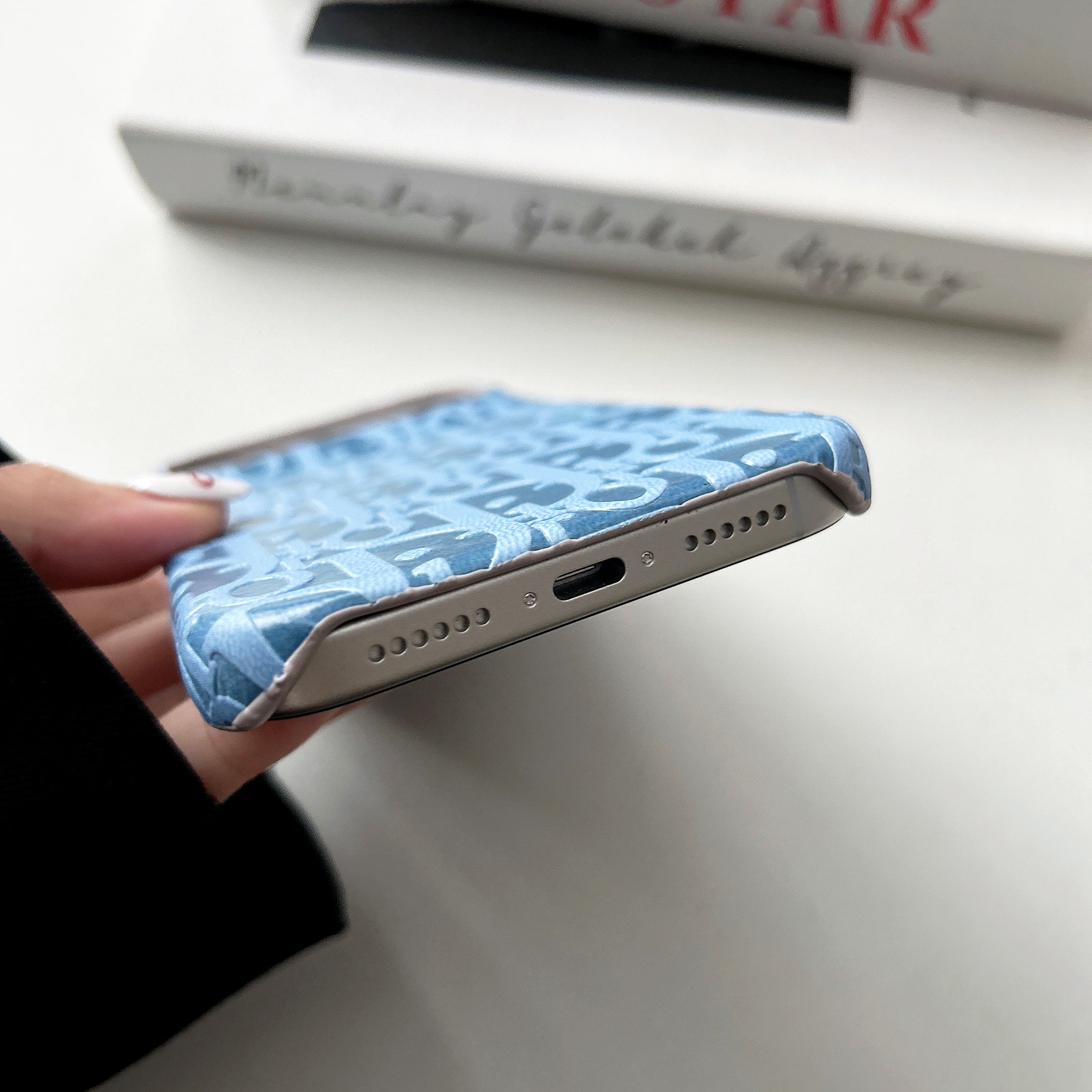 iPhone 17 Pro Max – MagSafe Premium Phone Case