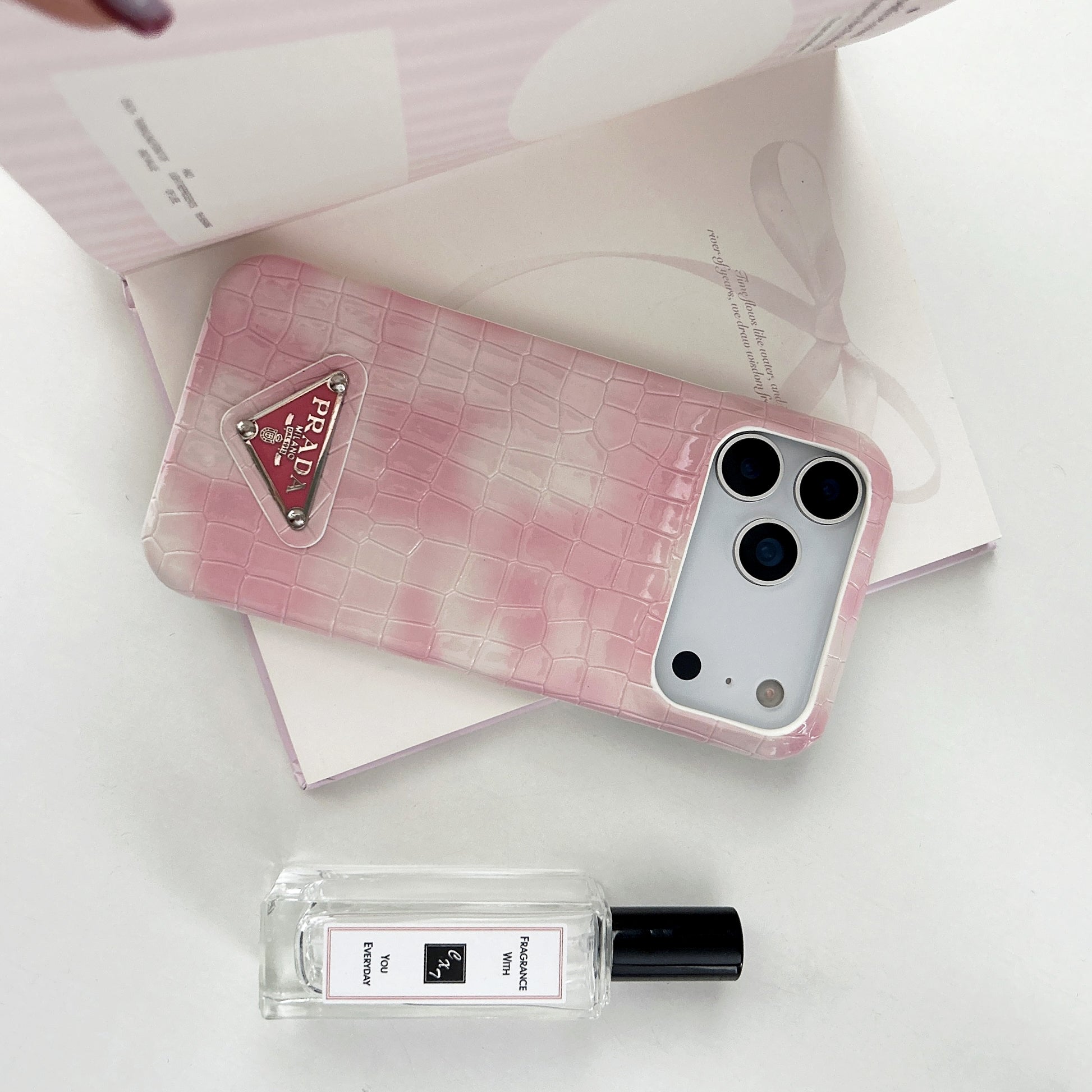 iPhone 17 – Luxury Designer Phone Case