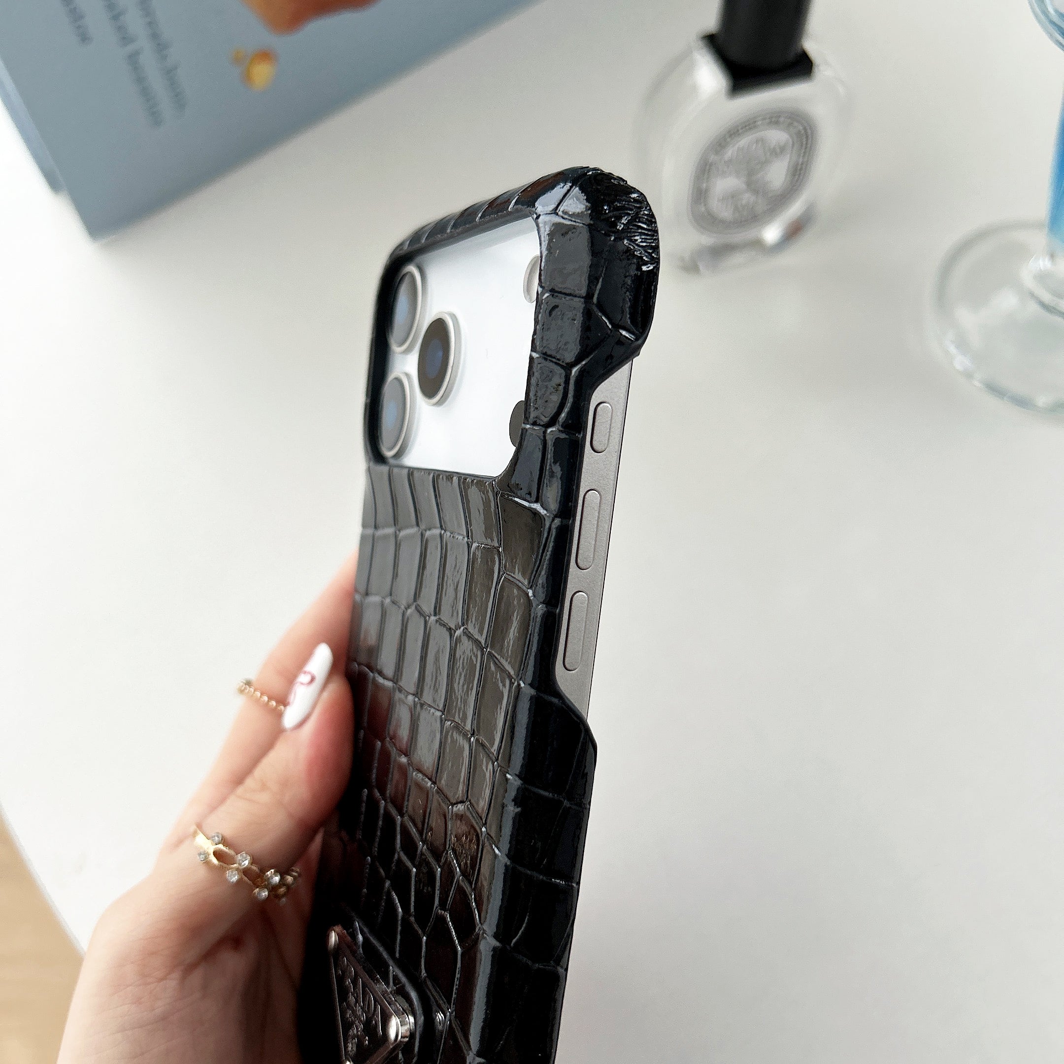 iPhone 17 – Luxury Designer Phone Case