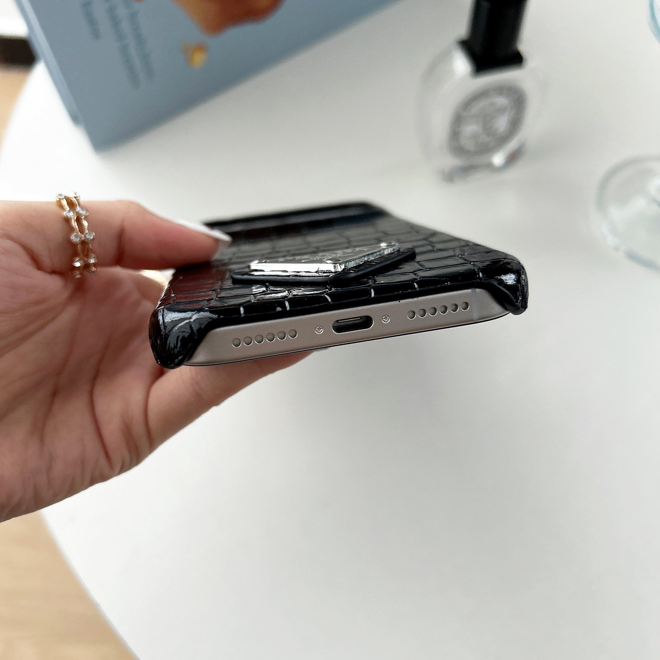 iPhone 17 – Luxury Designer Phone Case